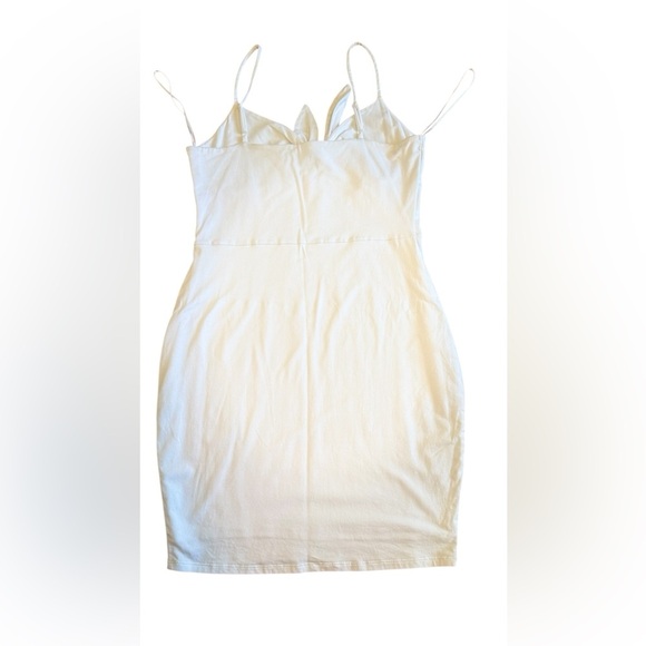 GUESS Women’s White Dress - Picture 5 of 6
